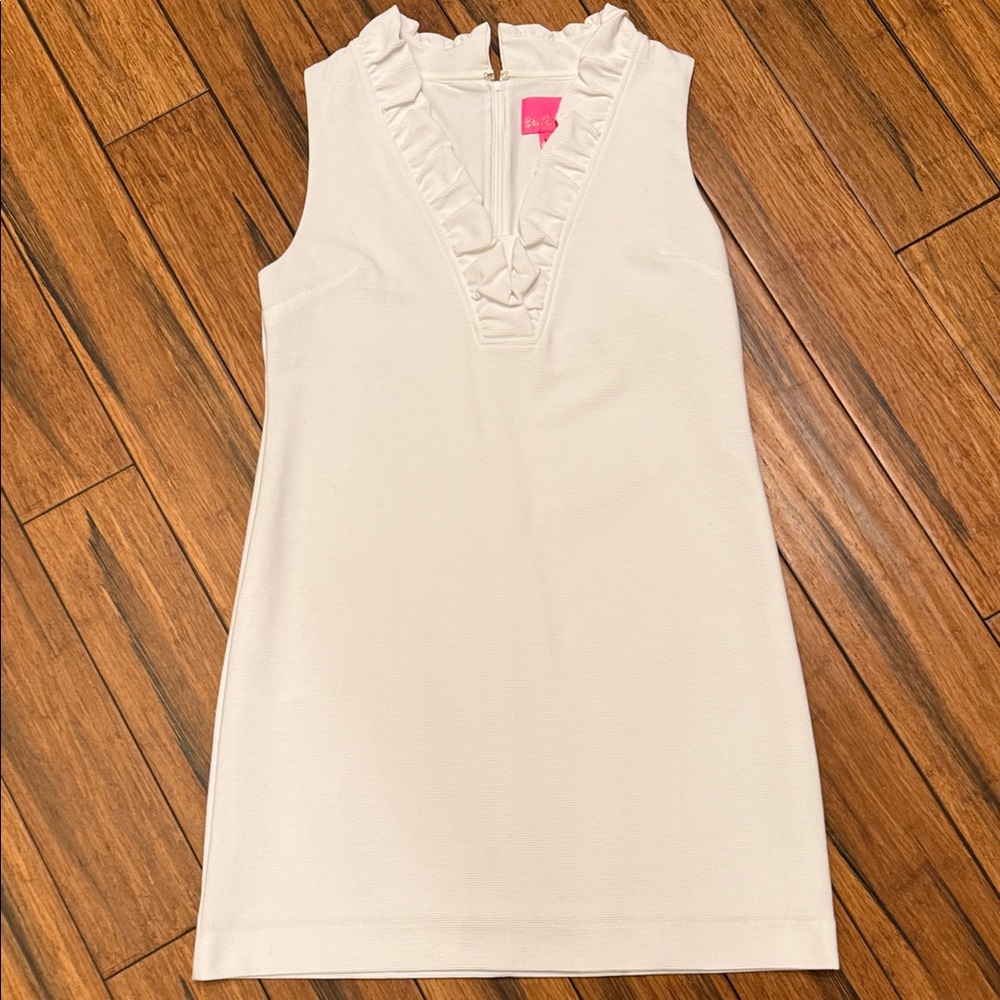 Lilly Pulitzer Sz 14 Sleeveless Ruffled V-Neck White Shift Dress